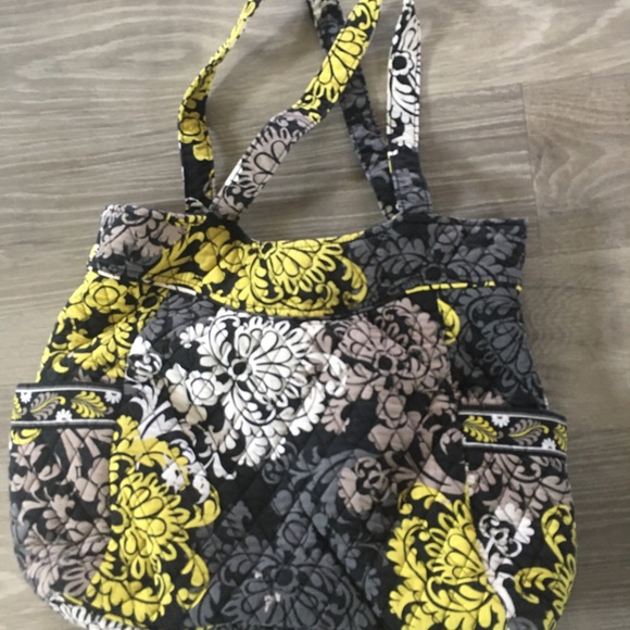 Handbags - Vera Bradley bag